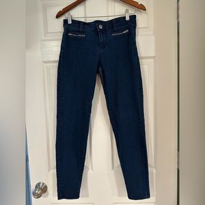 GAP women’s premium super skinny dark blue jeans with front zipper pockets, sz 2